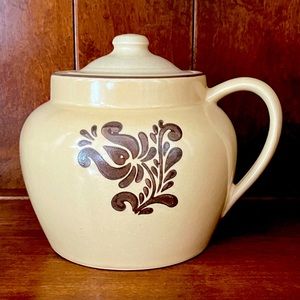 Vintage 1970s Pfalzgraff Village Bean Pot Cookie Jar